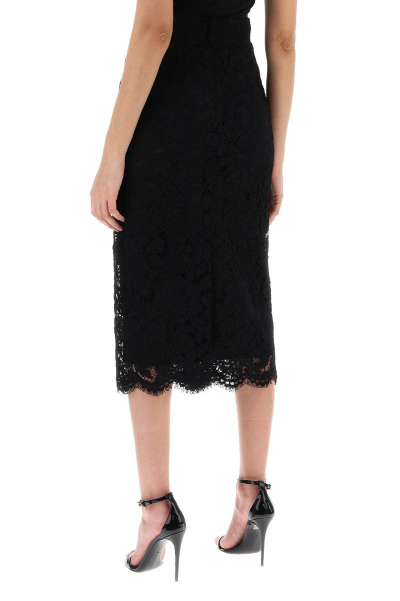 lace pencil skirt with tube silhouette