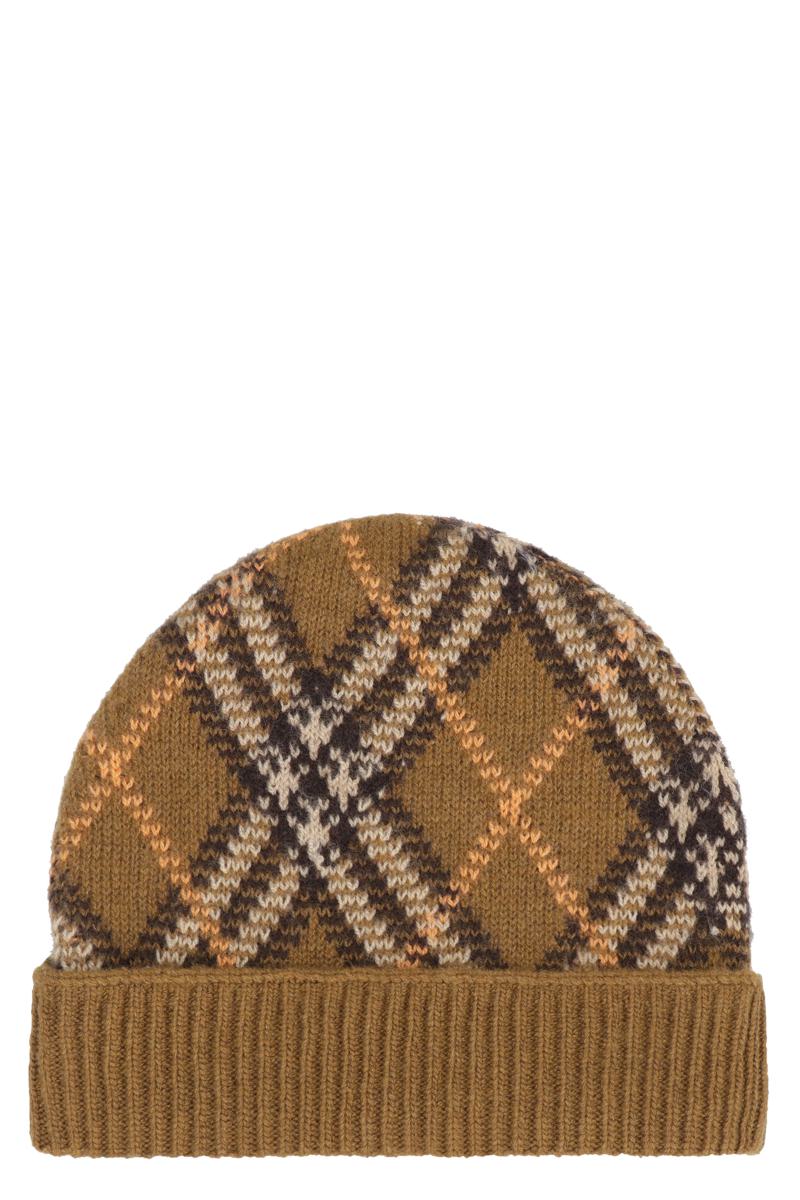 burberry knitted beanie