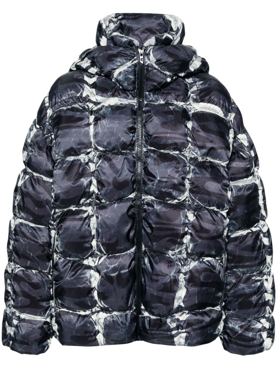 diesel w-claus-camu hooded puffer jacket with camo print